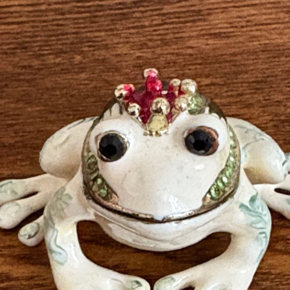 Crown Frog Prince Enamel Trinket Box - Picture 2 of 5